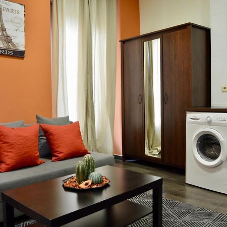 Apartamentos Fuencarral Madrid Extérieur photo