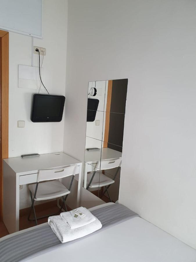 Apartamentos Fuencarral Madrid Extérieur photo