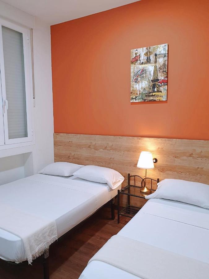 Apartamentos Fuencarral Madrid Extérieur photo