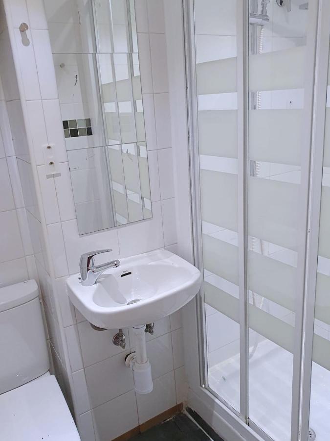 Apartamentos Fuencarral Madrid Extérieur photo